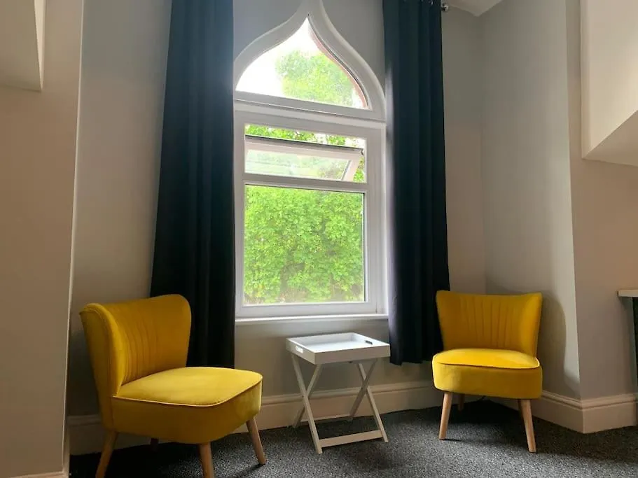Fantastic Large 2 X Bedroom Flat, Free Parking Sale United Kingdom